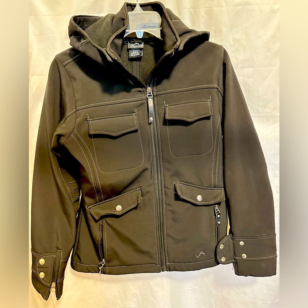 Women’s black jacket